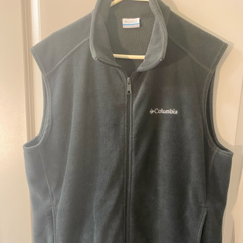 Columbia fleece vest